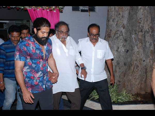 ರಾಕಿಂಗ್ ಸ್ಟಾರ್ ಯಶ್