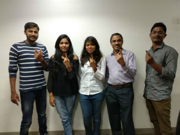 ಹಕ್ಕು ಚಲಾಯಿಸಿದ ಪವಿತ್ರ.ಬಿ.ಗೌಡ