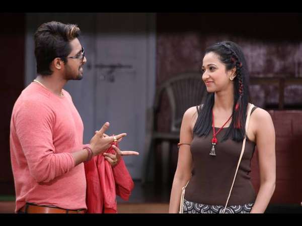 ಚಿತ್ರದ ಕಥೆ - ಬುದ್ಧಿ ಮತ್ತು ಭಾವನೆ