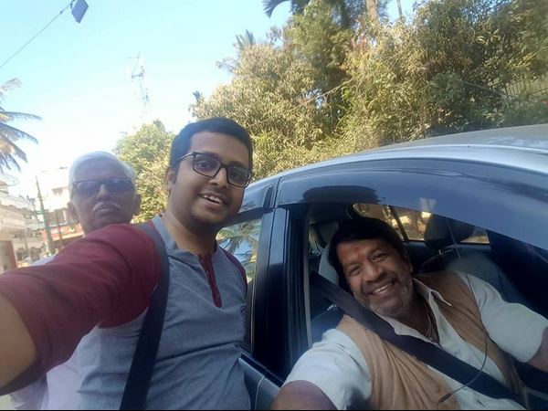 ಆತ್ಮೀಯರ ಜೀವನ ಬೆಳಗಿಸುತ್ತಿರುವ ದರ್ಶನ್