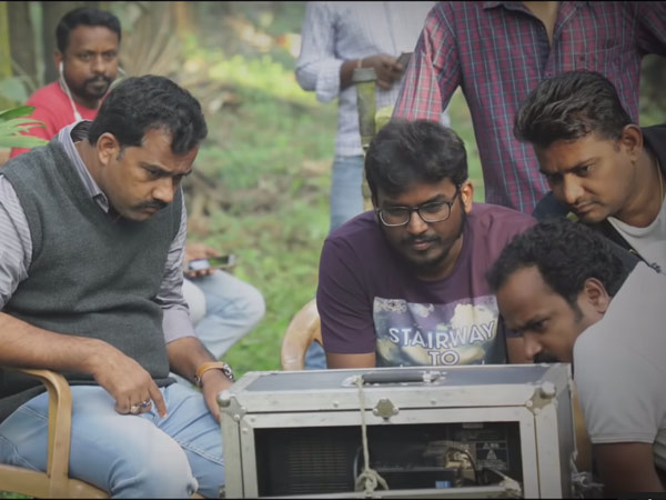 Iruvudellava Bittu Iruve Bittukolluvude Jeevana movie new song released