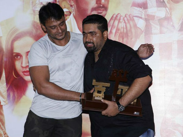 ತರುಣ್ ಬಳಿ ಎರಡ್ಮೂರು ಕಥೆ