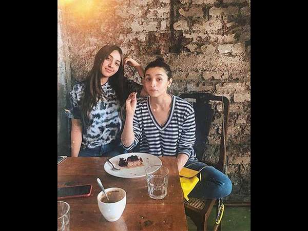 Ranbir Kapoor turns photographer for Alia Bhat