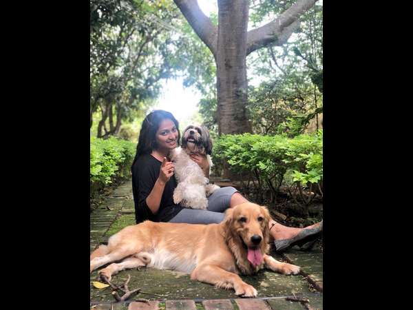 actress Haripriya has gone on a vacation