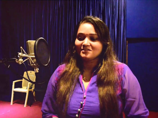 ಅತ್ಯುತ್ತಮ ಹಿನ್ನಲೆ ಗಾಯಕಿ 