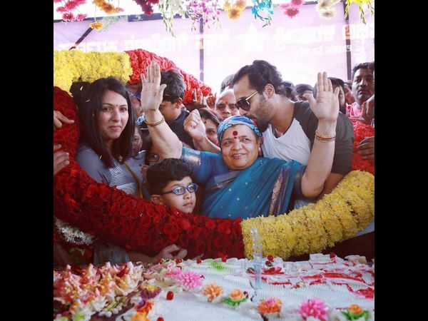 ಸದಾ ಪ್ರೀತಿ ನೀಡುತ್ತಿರಿ