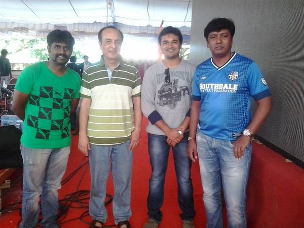 ಮ್ಯೂಸಿಷಿಯನ್ ಗಳ ಸರ್ಕಲ್ ತುಂಬ ಚೆನ್ನಾಗಿದೆ