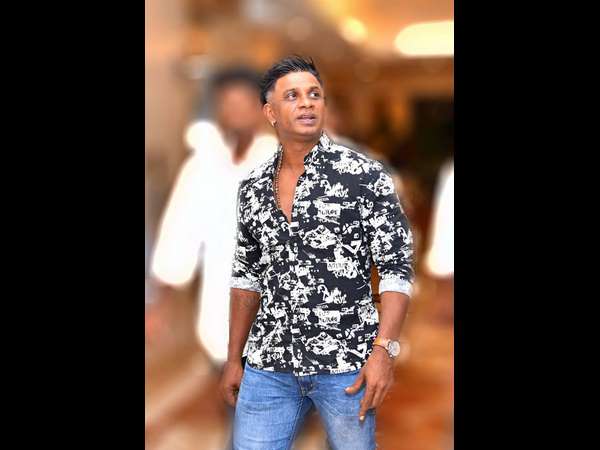 ಖೈದಿಗಳಿಗೆ ದಂಡ ಕಟ್ಟಿ ಎಂದು ಕೇಳಿಕೊಂಡೆವು