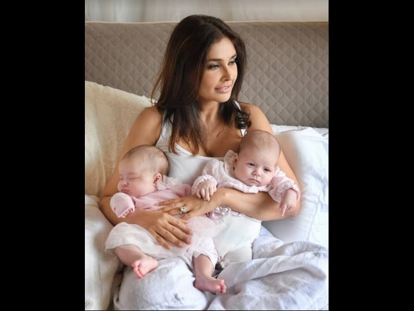 Actress Lisa Ray announces birth of twin daughters via surrogacy