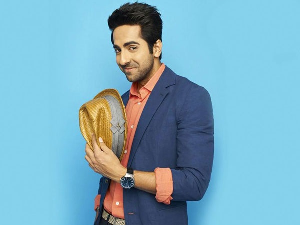 ಮುಜುಗರಕ್ಕೀಡಾದ ಆಯುಷ್ಮಾನ್ ಮುಜುಗರಕ್ಕೀಡಾದ ಆಯುಷ್ಮಾನ್