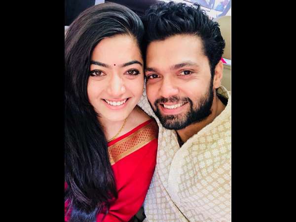 ತುಟಿಕ್ ಪಿಟಿಕ್ ಎಂದಿಲ್ಲ ರಶ್ಮಿಕಾ-ರಕ್ಷಿತ್ ತುಟಿಕ್ ಪಿಟಿಕ್ ಎಂದಿಲ್ಲ ರಶ್ಮಿಕಾ-ರಕ್ಷಿತ್