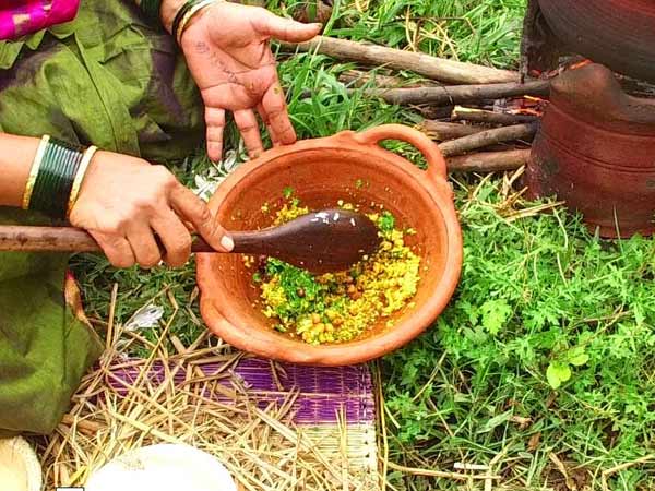 ಬೆಳ್ಳಿಪರದೆ (ಹಾಸ್ಯನಟರ ಸರಣಿ - ಸೋಮ-ಶುಕ್ರ ರಾತ್ರಿ 8:30ಕ್ಕೆ) ಬೆಳ್ಳಿಪರದೆ (ಹಾಸ್ಯನಟರ ಸರಣಿ - ಸೋಮ-ಶುಕ್ರ ರಾತ್ರಿ 8:30ಕ್ಕೆ)