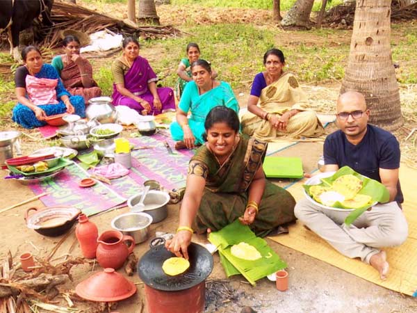 ಮನುಕುಲದ ಒಳಿತಿಗಾಗಿ ಎನ್ನುವುದು ವಾಹಿನಿಯ ಆಶಯ ಮನುಕುಲದ ಒಳಿತಿಗಾಗಿ ಎನ್ನುವುದು ವಾಹಿನಿಯ ಆಶಯ