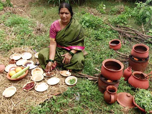 ಪೂರ್ಣ ಪ್ರಮಾಣದ ಸ್ಯಾಟಲೈಟ್ ಚಾನೆಲ್ ಪೂರ್ಣ ಪ್ರಮಾಣದ ಸ್ಯಾಟಲೈಟ್ ಚಾನೆಲ್