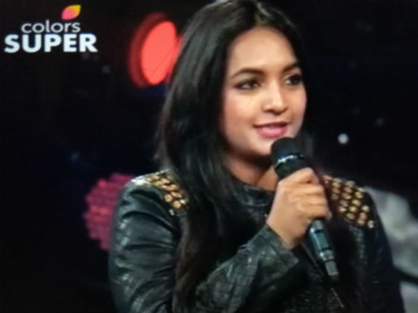 ನಯನ ಪುಟ್ಟಸ್ವಾಮಿ ನಯನ ಪುಟ್ಟಸ್ವಾಮಿ