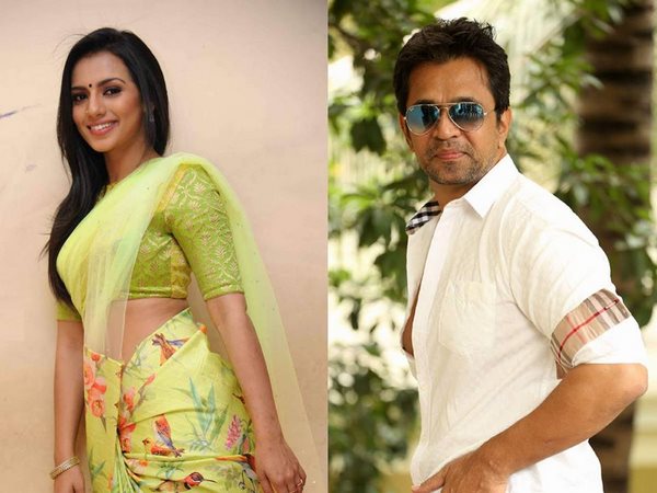 ಮೊದಲ ಸಾಕ್ಷಿ ಡೈರೆಕ್ಟರ್