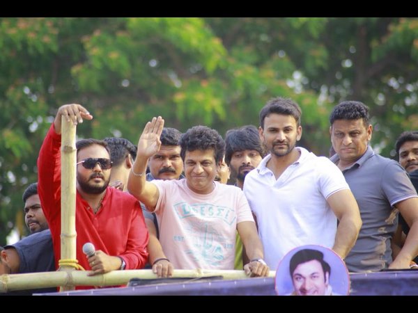 ಆಸ್ಟ್ರೇಲಿಯಾದ ಕನ್ನಡ ಕಾರ್ಯಕ್ರಮದಲ್ಲಿ ಶಿವಣ್ಣ ಆಸ್ಟ್ರೇಲಿಯಾದ ಕನ್ನಡ ಕಾರ್ಯಕ್ರಮದಲ್ಲಿ ಶಿವಣ್ಣ