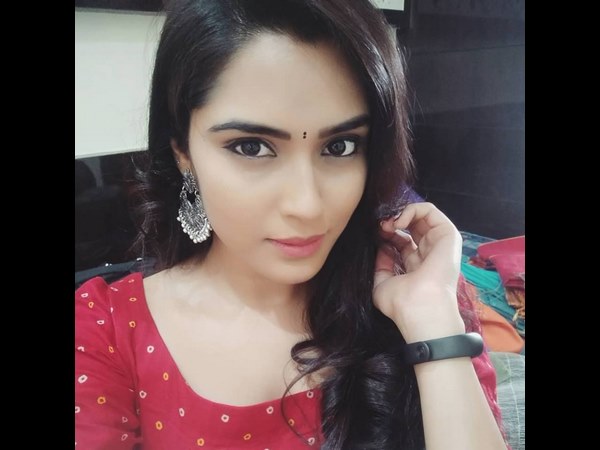 ಅಶ್ಲೀಲ ಕಮೆಂಟ್ಸ್ ಗಳು ಬರ್ತಿವೆ 