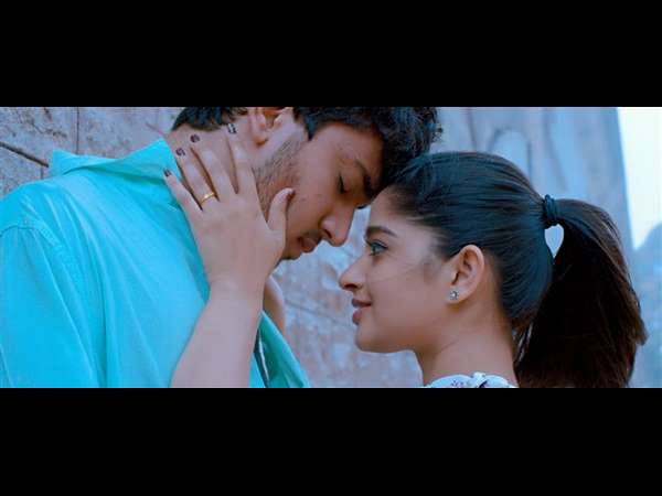 'ನಡುವೆ ಅಂತರವಿರಲಿ' ವಿಮರ್ಶೆ: ವಿಶ್ವವಾಣಿ