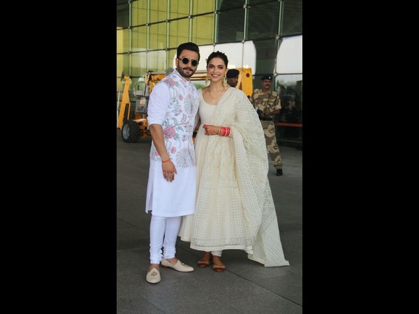 deepika padukone and ranveer singh reach bengaluru