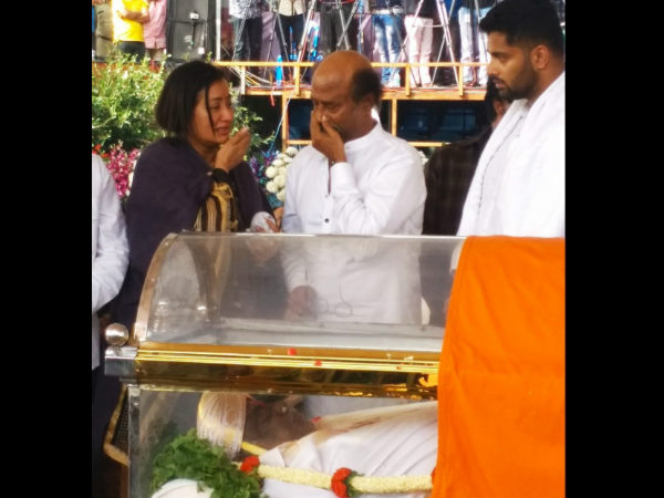 ಸಾಯಿಸಿಬಿಡುವೆ.. ಸಾಯಿಸಿಬಿಡುವೆ..