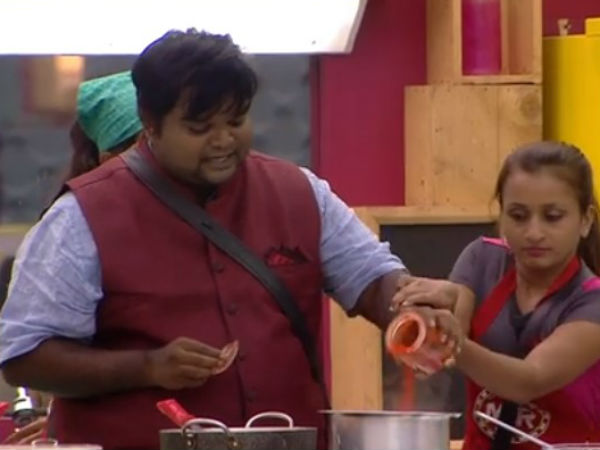 ಖಾರದ ಪುಡಿ ಹಾಕಿದ ಆಂಡ್ರ್ಯೂ