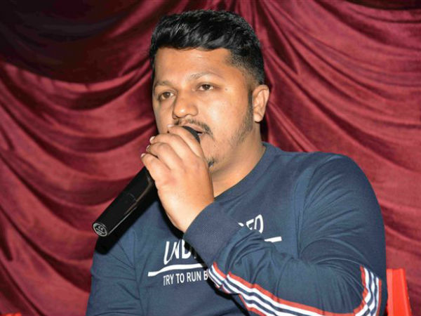 ಮಾಸ್ ಸಿನಿಮಾ, ರಾಯಲ್ ಲುಕ್ 