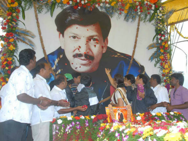 ಅಭಿಮಾನ್ ಸ್ಟುಡಿಯೋ ಸರ್ಕಾರದ ಅಧೀನದಲ್ಲಿದೆ