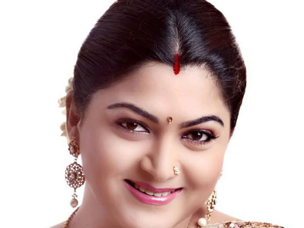 ಮೊದಲ ಬಾರಿಗೆ ಎಲ್ಲಿ ಭೇಟಿಯಾಗಿದ್ದು? 