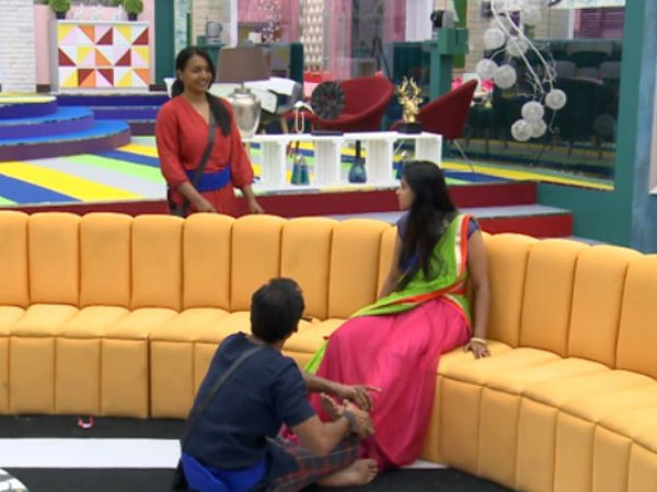 ಕವಿತಾ ಕಾಲಿಗೆ ಮಸಾಜ್ ಮಾಡಿದ ರಾಕೇಶ್.!