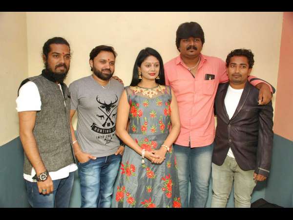 'ಗೋರಿ' ಕಟ್ಟಿದ ನಿರ್ದೇಶಕ 