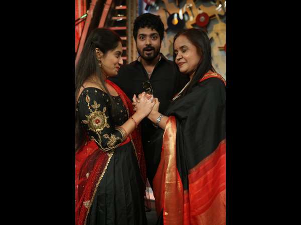 ಲವ್ ಸ್ಟೋರಿ ಬಗ್ಗೆ ಮಾತು