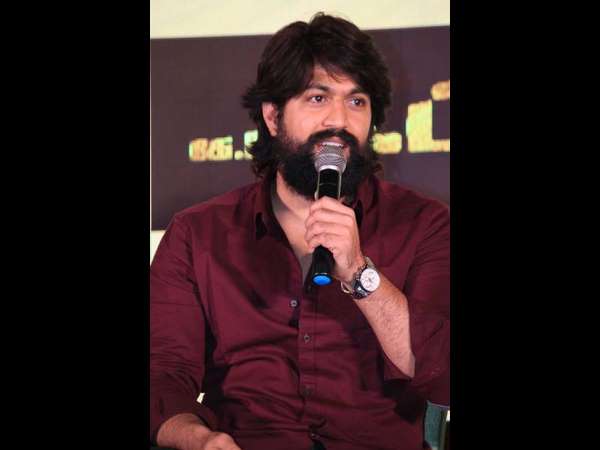 ರಜನಿಕಾಂತ್ ಗೆ ಹೋಲಿಕೆ 