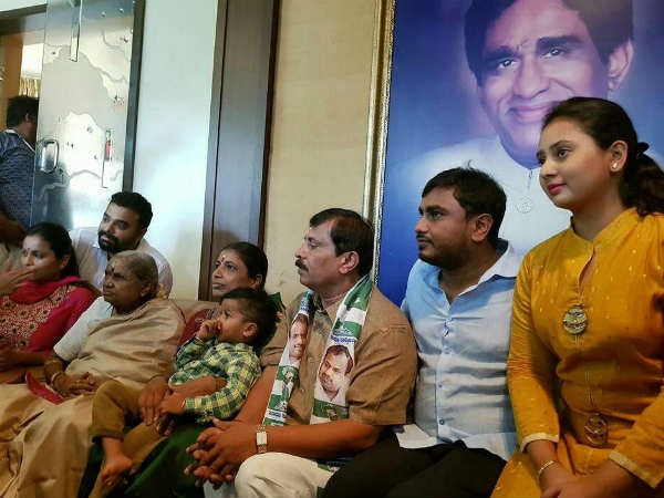 ಜೆಡಿಎಸ್ ಪಕ್ಷದಿಂದ ಸ್ಪರ್ಧಿಸಿದ್ದ ಅಮೂಲ್ಯ ಮಾವ