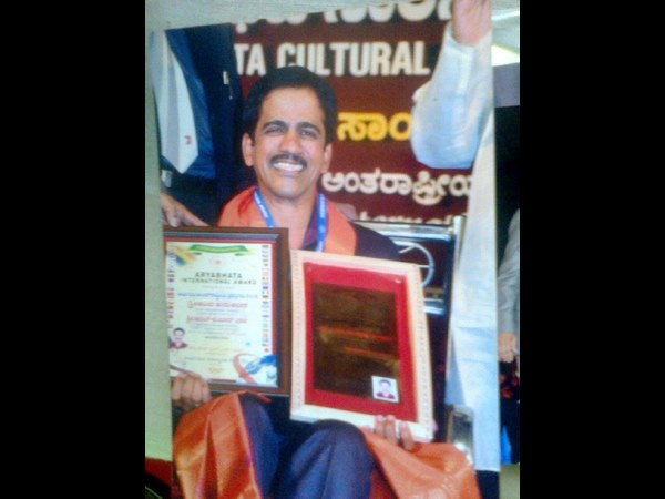 ಸಿನಿಮಾಗಳಲ್ಲಿ ಕೂಡ ಹಾಡಿದ್ದೀರಿ. ಅಲ್ಲಿನ ಗಾಯಕಿಯರಿಗೆ ಸ್ಪರ್ಧೆ ನೀಡುವ ಕನಸಿದೆಯೇ?