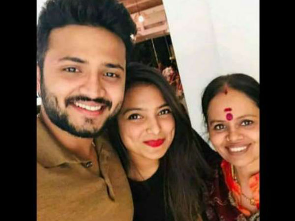 ಅಮ್ಮನ ಮೆಚ್ಚುಗೆಯಂತೆ ಮದುವೆ ಅಮ್ಮನ ಮೆಚ್ಚುಗೆಯಂತೆ ಮದುವೆ