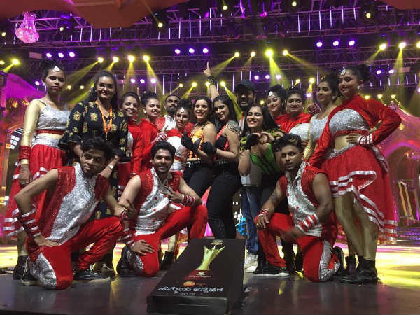 jai jagadish daughters dance performance in hemmeya kannadiga show. 