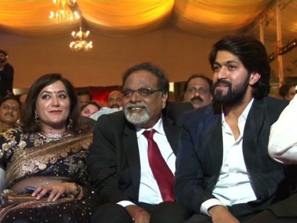 ಜೆಡಿಎಸ್ ನಾಯಕರ ಜೊತೆಯೂ ಯಶ್ ಇದ್ದಾರೆ