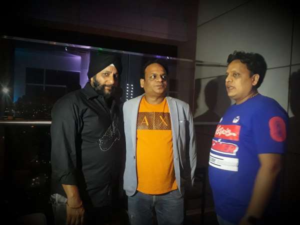 ಬೆಂಗಳೂರಿನಲ್ಲಿ ಬಾಬಿ ಪಾರ್ಟಿ