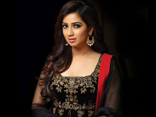 ಅತ್ಯುತ್ತಮ ಹಿನ್ನಲೆ ಗಾಯಕಿ 