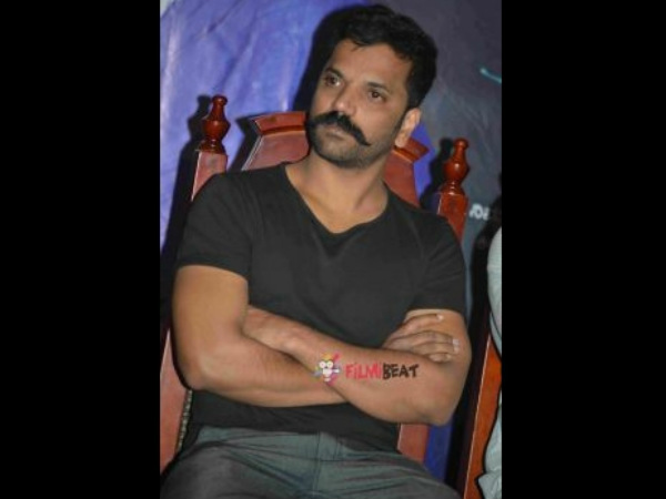 ನಟ ಸತೀಶ್ ನೀನಾಸಂ