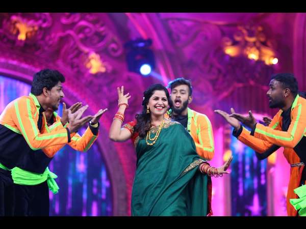 ಅನುಶ್ರೀ ನೃತ್ಯ ಪ್ರದರ್ಶನ 