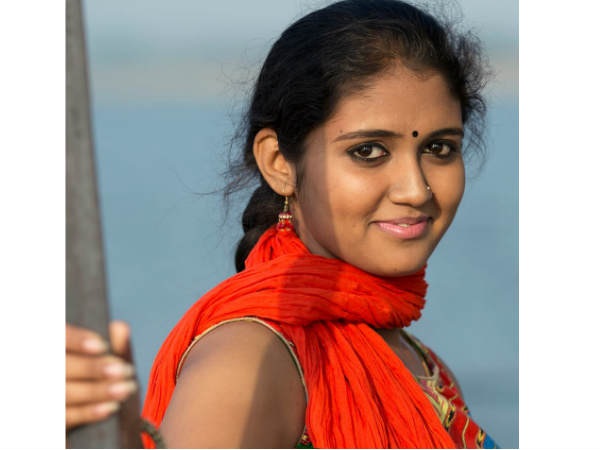 Sairat heroine rinku rajguru scored 82 percentage in 12th class