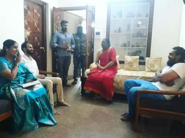 ಸರ್ಜಾ ಮನೆಯಲ್ಲಿ ರಾಘಣ್ಣ ದಂಪತಿ