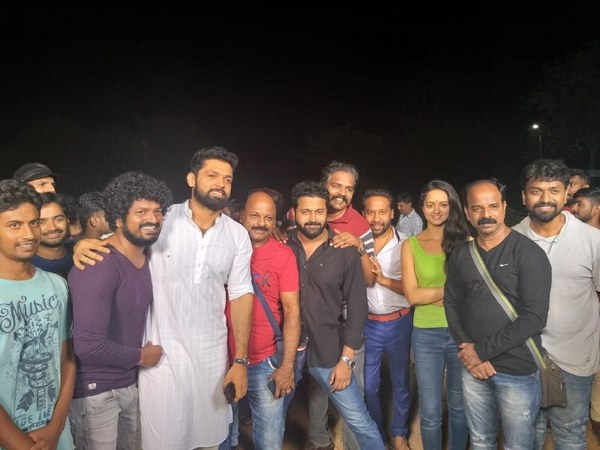 ಚಿತ್ರಕ್ಕಾಗಿ ಬಹಳಷ್ಟು ಸೆಟ್ ಹಾಕಲಾಗಿತ್ತು ಎಂದು ಸುದ್ದಿಯಿದೆ? ಚಿತ್ರಕ್ಕಾಗಿ ಬಹಳಷ್ಟು ಸೆಟ್ ಹಾಕಲಾಗಿತ್ತು ಎಂದು ಸುದ್ದಿಯಿದೆ?