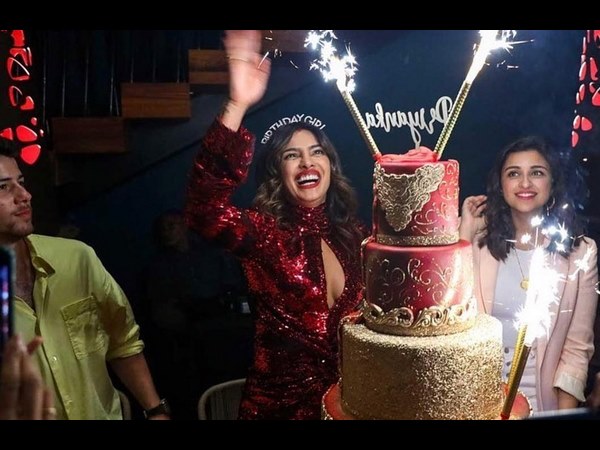 Priyanka Chopra Birthday Cake Cost Is 3.45 Lakh
