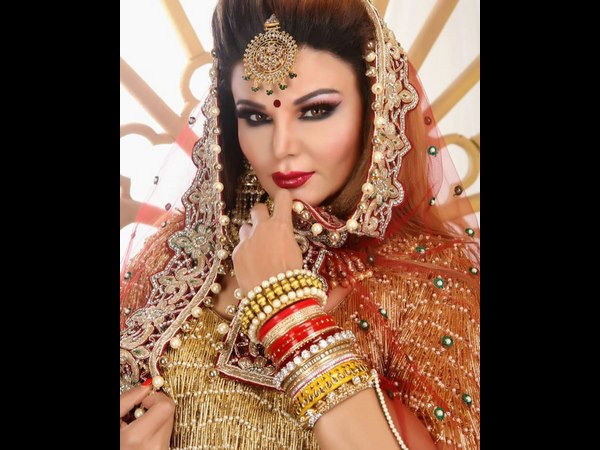 Bollywood Actress Rakhi Sawant Confirms Marrying NRI Ritesh