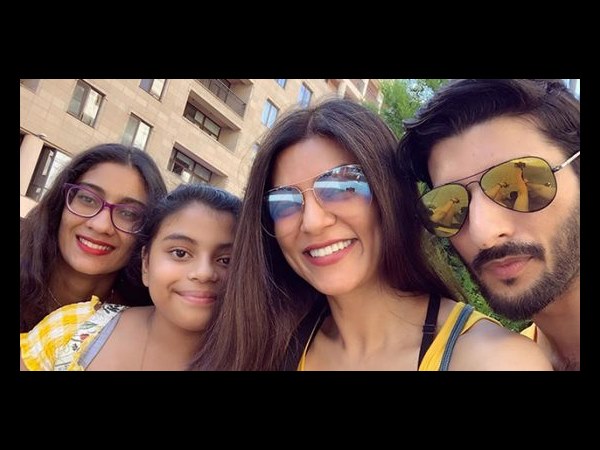 ಅಮ್ಮನ ಮದುವೆಗೆ ಮಕ್ಕಳ ಗ್ರೀನ್ ಸಿಗ್ನಲ್ ಅಮ್ಮನ ಮದುವೆಗೆ ಮಕ್ಕಳ ಗ್ರೀನ್ ಸಿಗ್ನಲ್