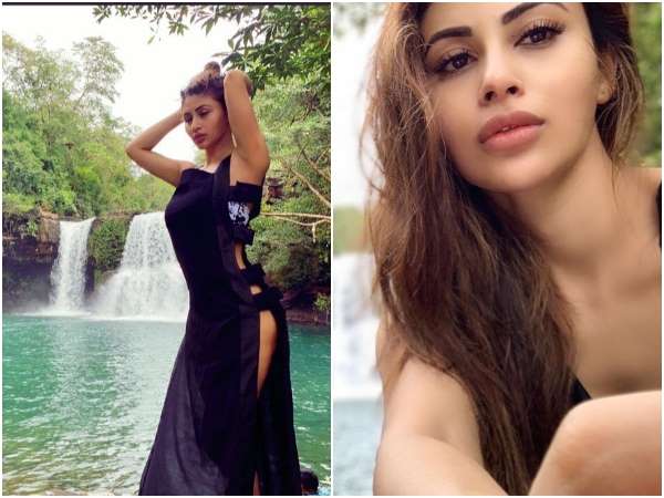 KGF Movie Fame Bollywood Actress Mouni Roy Hot Photo Viral In Social Media