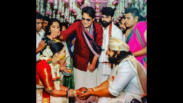 ಅಕ್ಷತೆ ಹಾಕಿದ ರವಿಶಂಕರ್ 